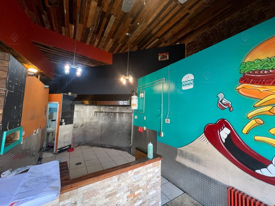 550 SF | 264 Bleecker Street | Turn-Key Restaurant with Glass Frontage for Lease