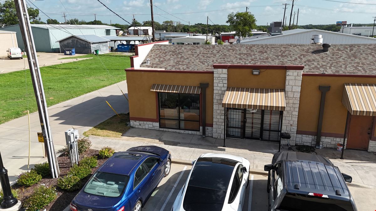 Prime Retail Space Available in Justin, TX – Ideal for Restaurant or Takeout!