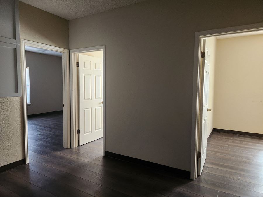 1,800 SF Office-Retail Building For Lease