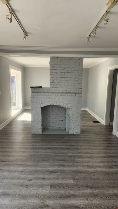 326 Sandy Springs Circle