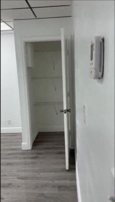 500 SF Suite 200 Professional and Medical Office Space
