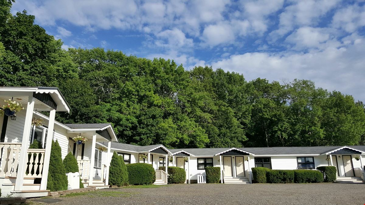 Starlight Lodge