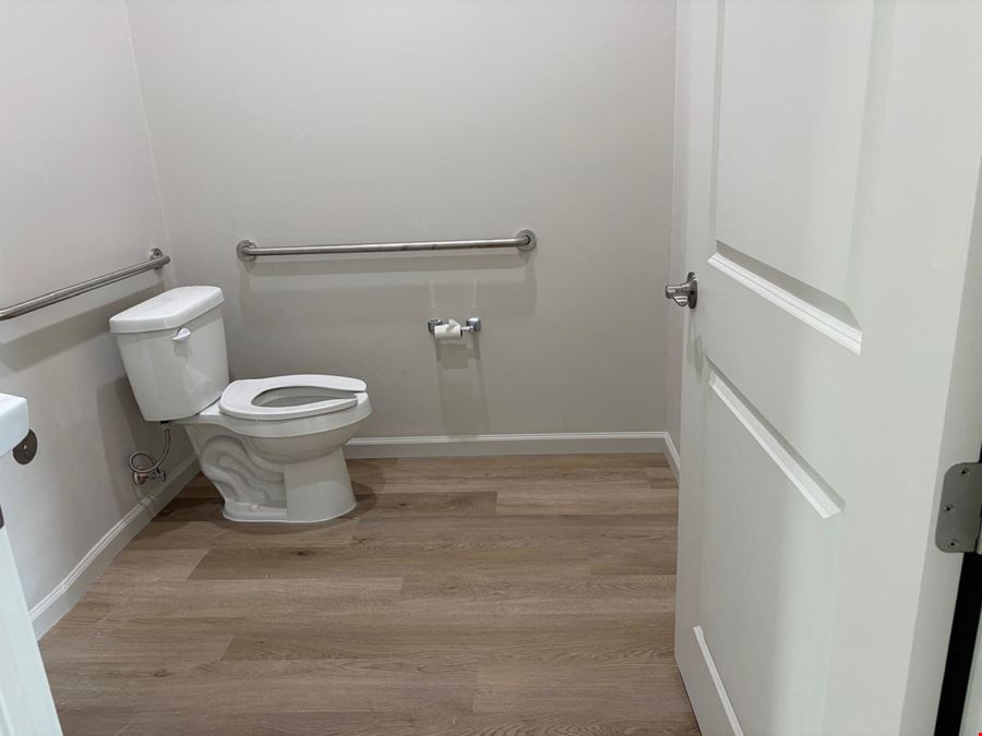 701 Crystal falls pkwy