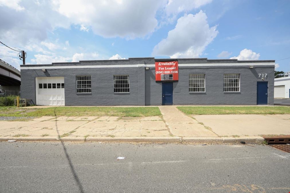 717 Creek Rd
