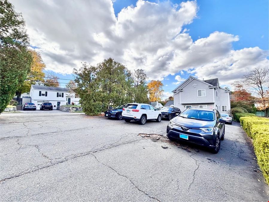 543 Newfield Ave