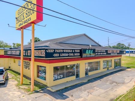 Preview of Retail space for Rent at 2712 Owen Dr