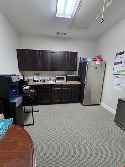 102 Mary Alice Park Rd