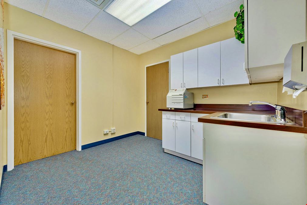 111 N Wabash Ave, Unit 1210, Chicago, IL