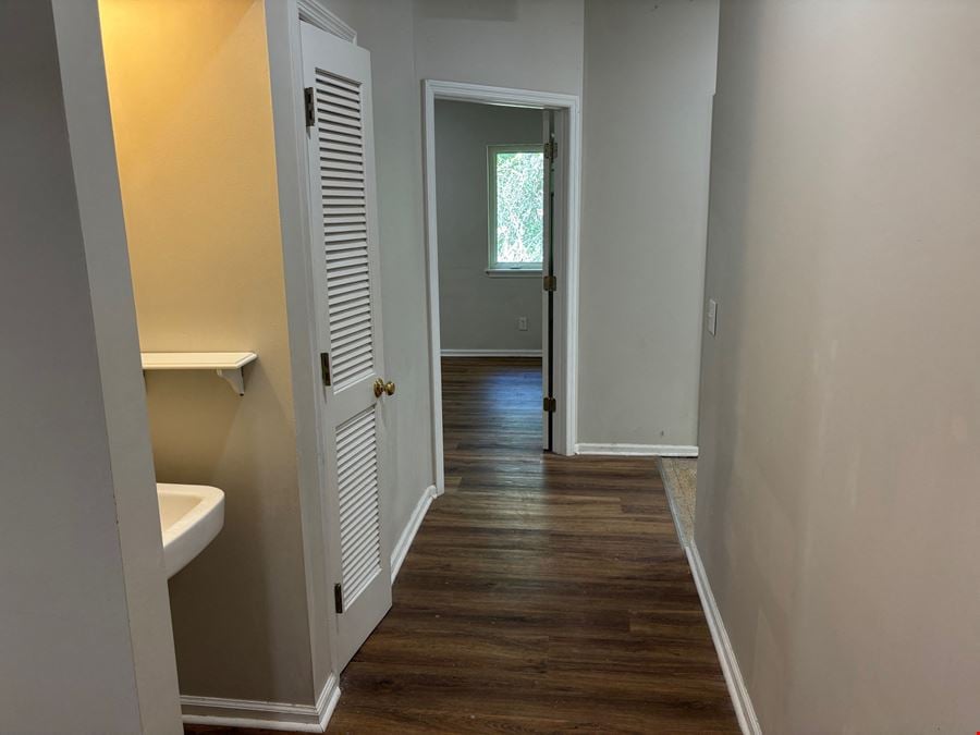 1264 Ribaut Rd, Suite 302