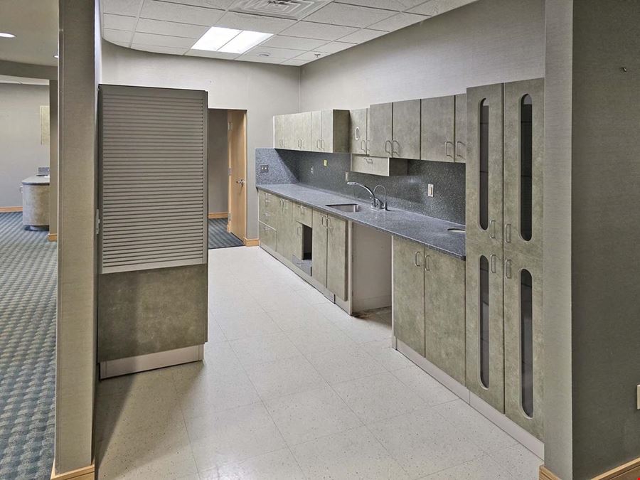 3515 Coolidge Rd- Unit 3