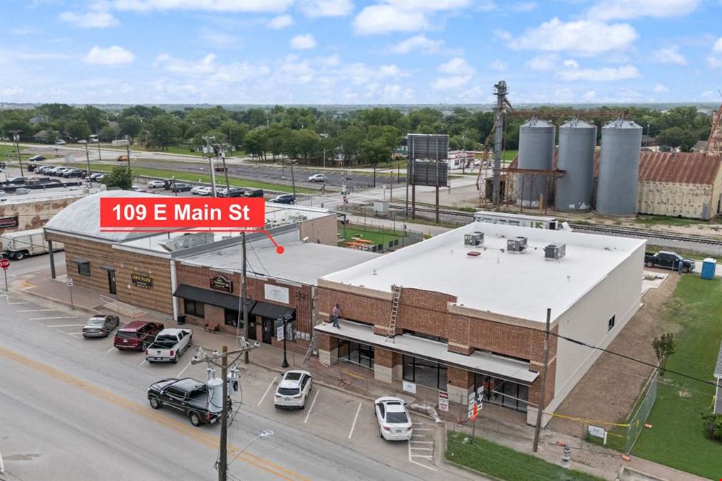 109 W Main St