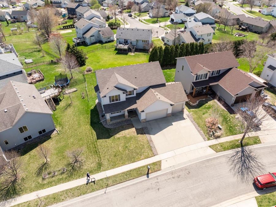 4318 Shetland Pl NW - Beautiful Home For Sale