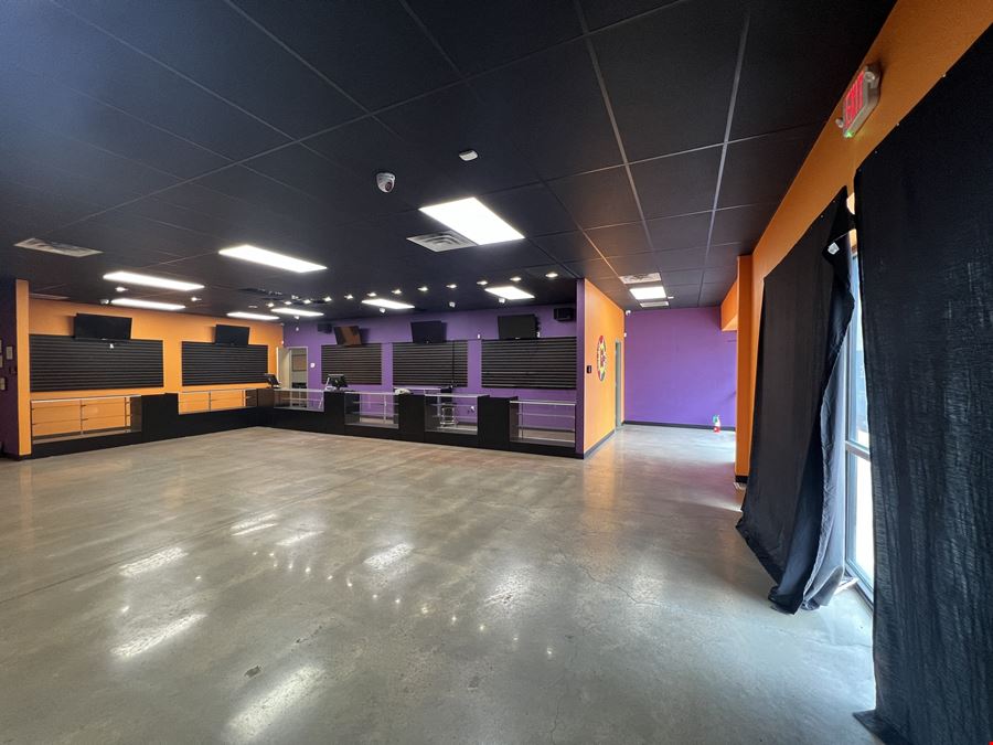 804 West Interstate 240 Service Road
