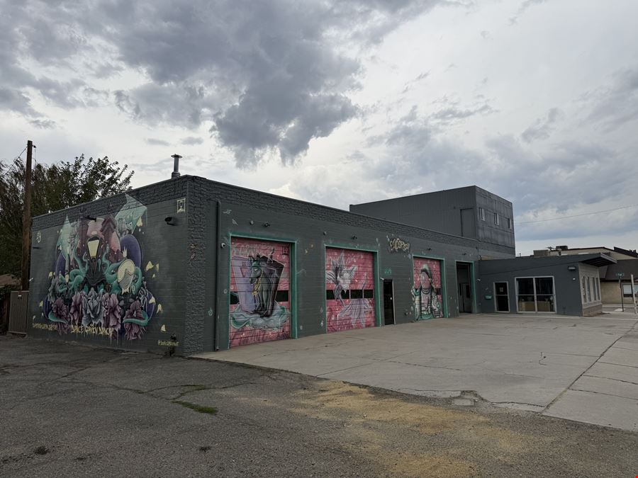 220 East William Street