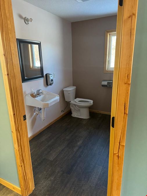 21511 County 7