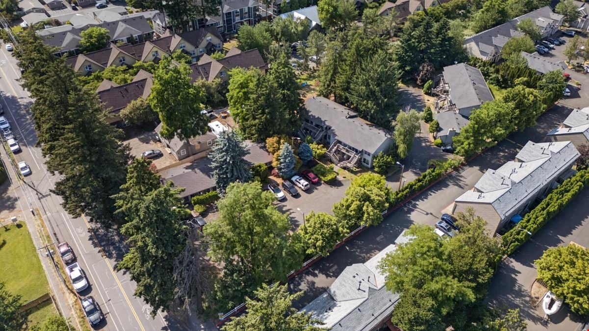Eastwood Estates - 19109-19123 SE Yamhill St