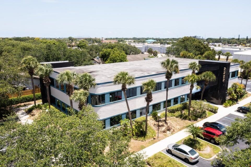 2222 Colonial Rd