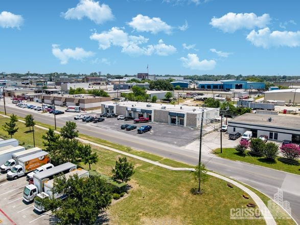 Preview of Industrial space for Rent at 5410-5422 Schertz Road