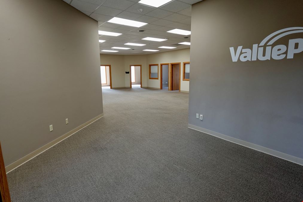 3,000 SF Executive Office Space