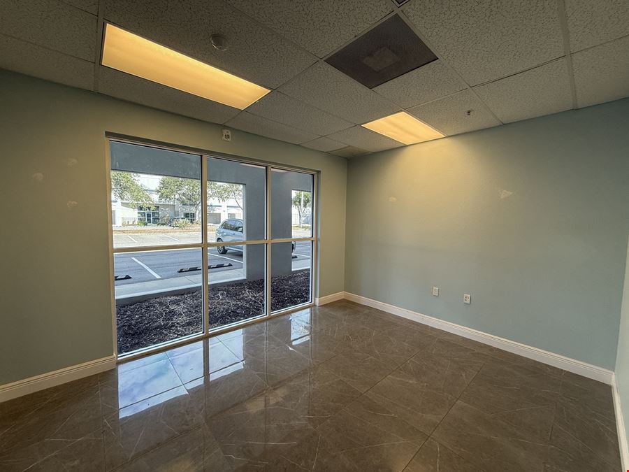 Warehouse/Office Space Near Sarasota Bradenton Airport