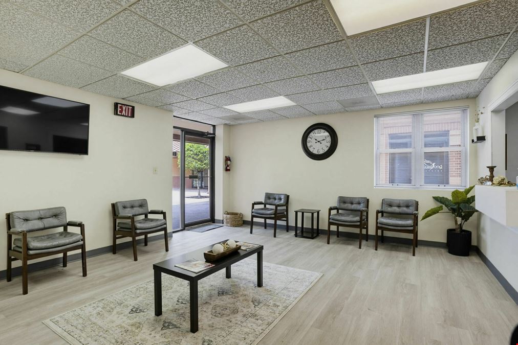 Cenna Center Condominium Unit M
