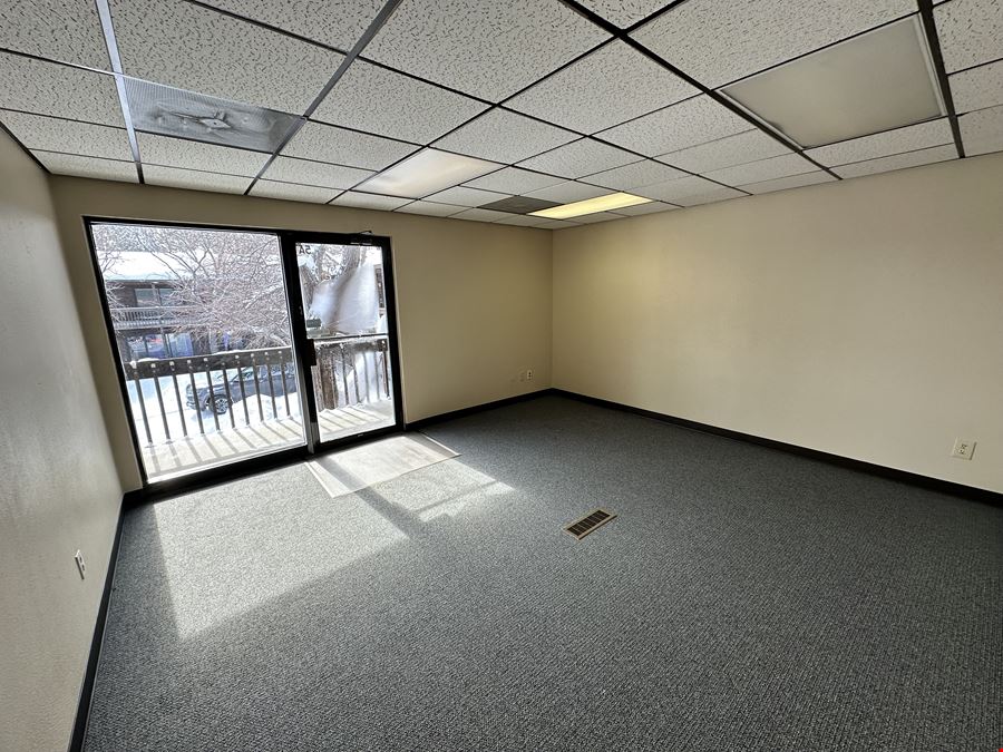 848 Main St