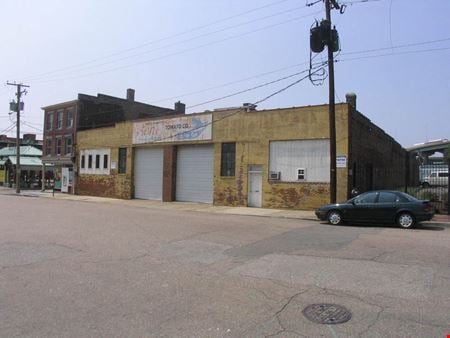 Preview of Industrial space for Rent at 1609 E. Franklin St.
