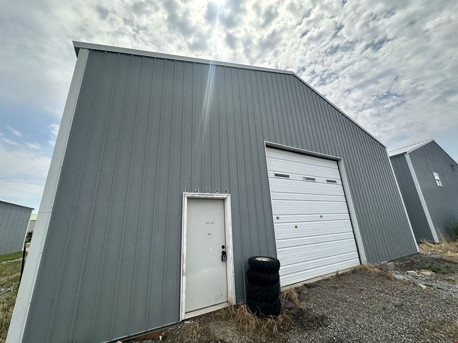 1209 Old Highway 10 W