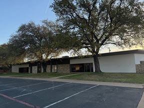 MacArthur Professional Building - For Sale