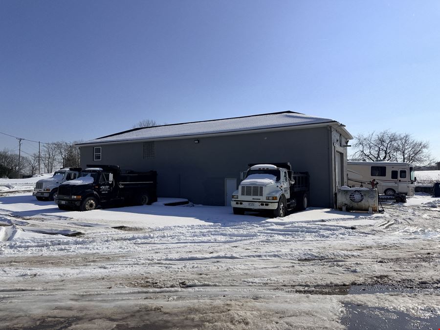 1371 Shaw Ln