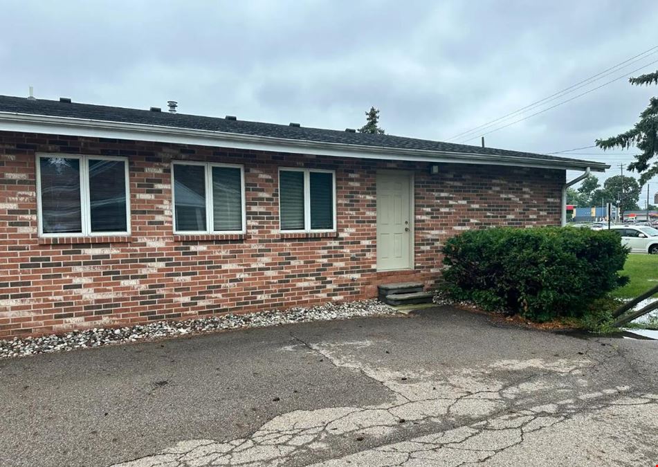 Professional Office Suite on West Saginaw near Lansing Mall