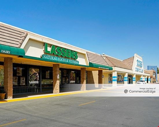 Preview of Retail space for Rent at 4200 California Avenue