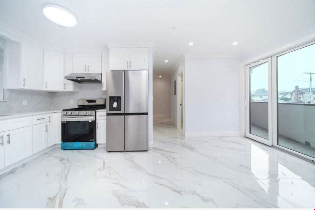 45-73 Parsons Blvd