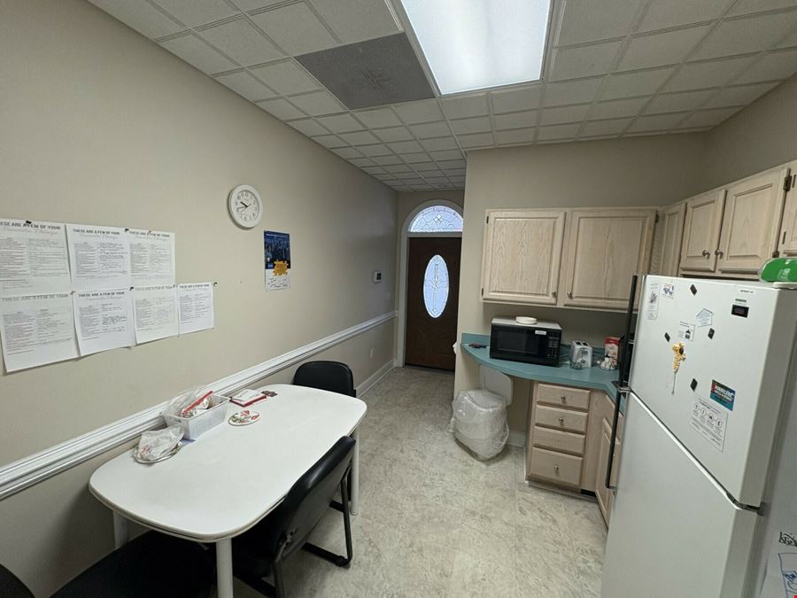 Niceville, FL Medical/Physical Therapy Space for Lease