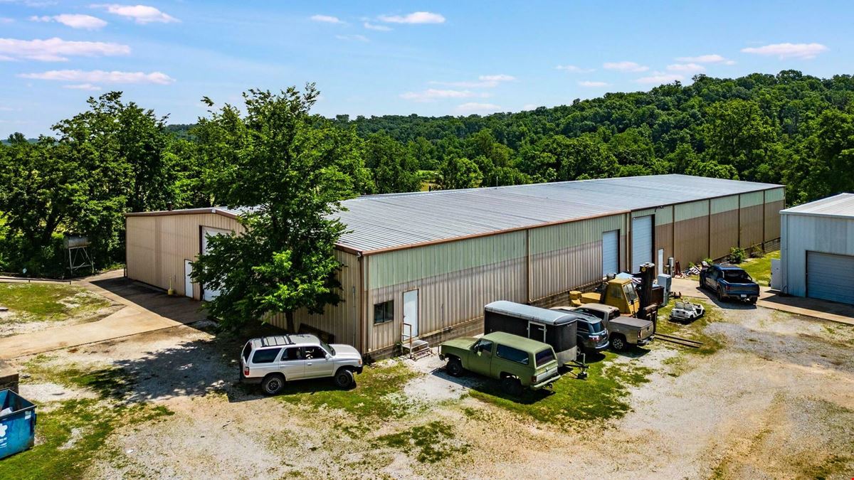 12182 Peach Orchard Rd, Bentonville