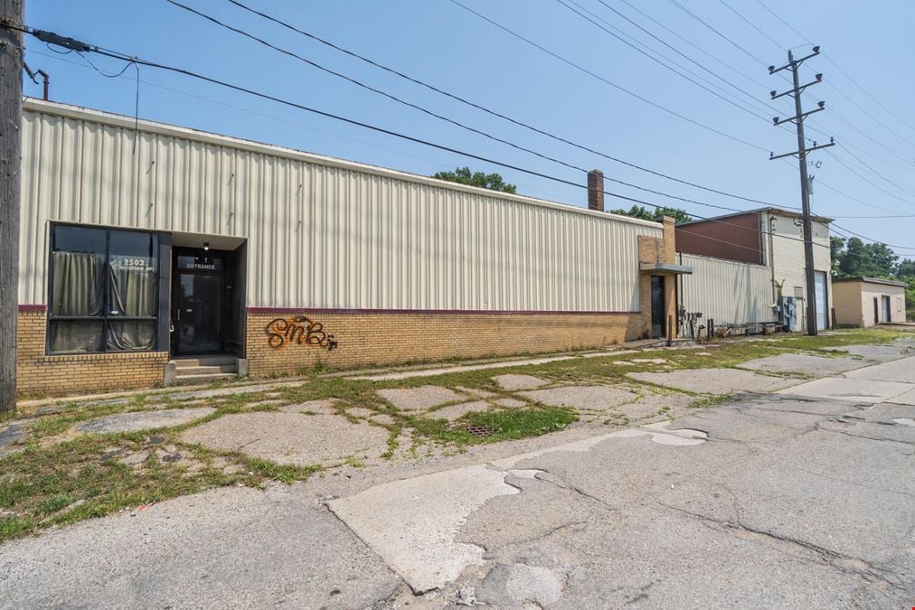 2503 E Michigan Ave
