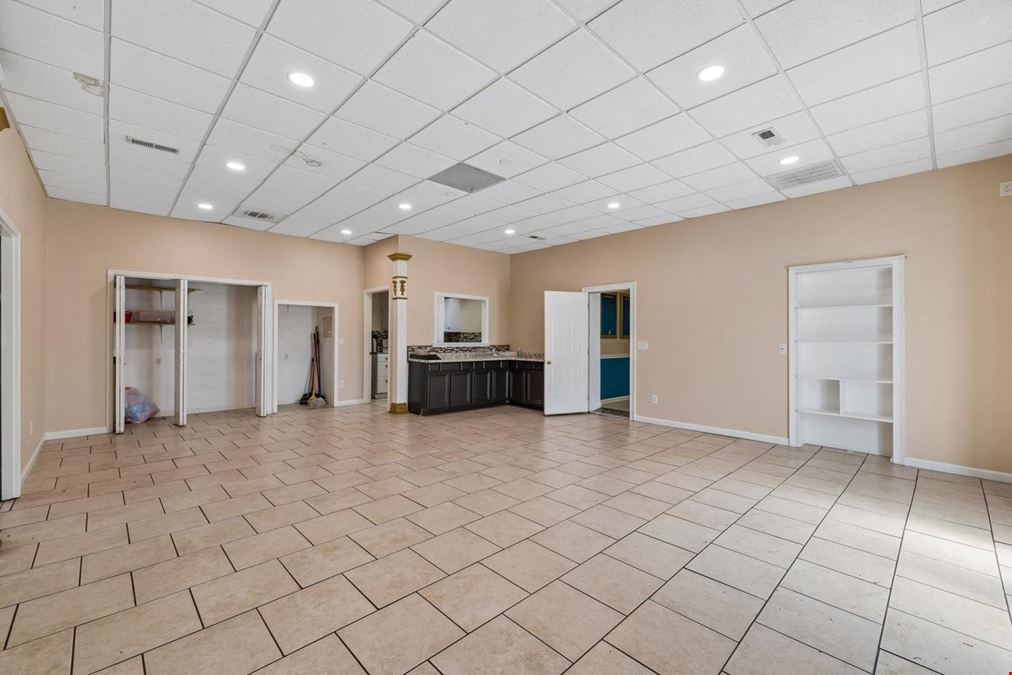 1001 Dotsonville Rd, Clarksville TN - Commercial Mixed Use