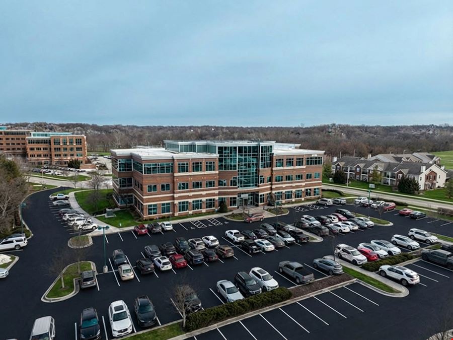 Pinnacle Corporate Centre IV