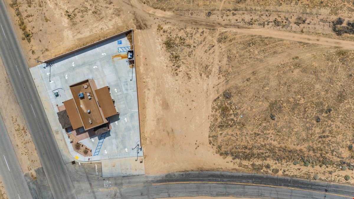 Prime Retail Parcel w/ Utilities off California City Blvd