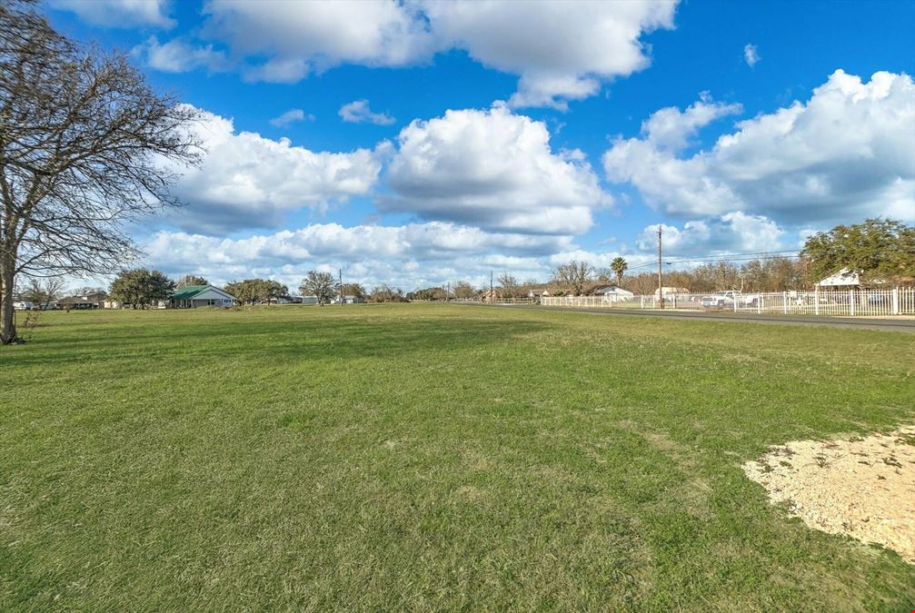 8411 Meadowlark Drive