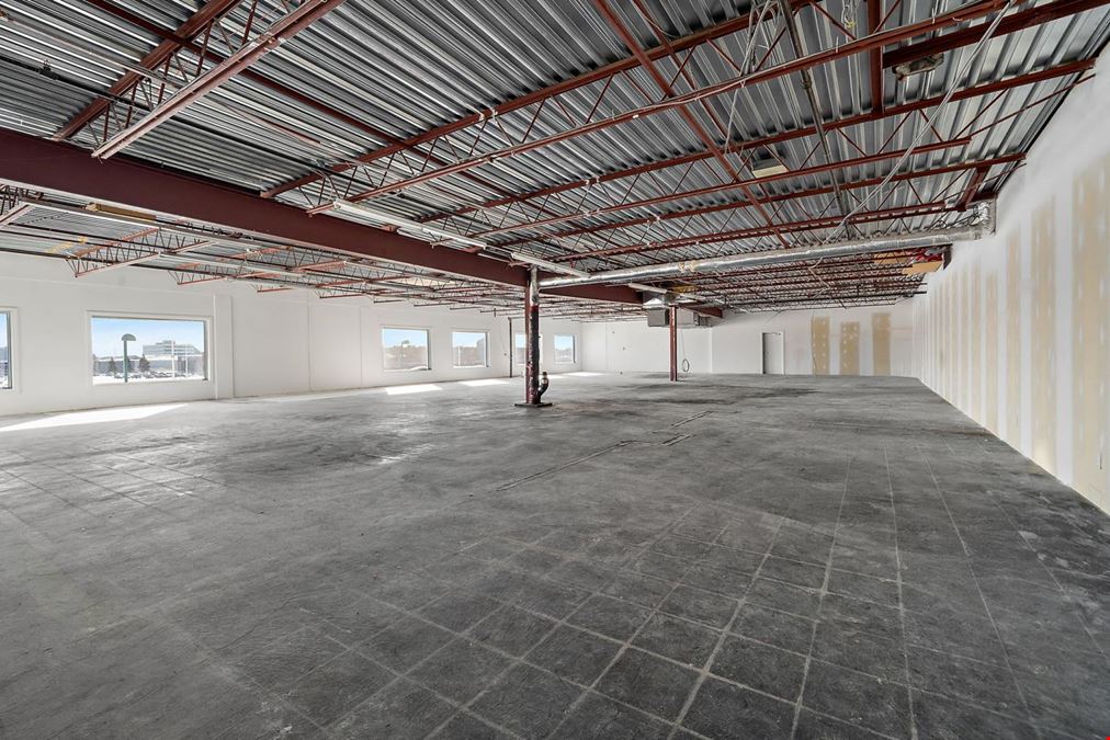 5690-5700 Boucherville