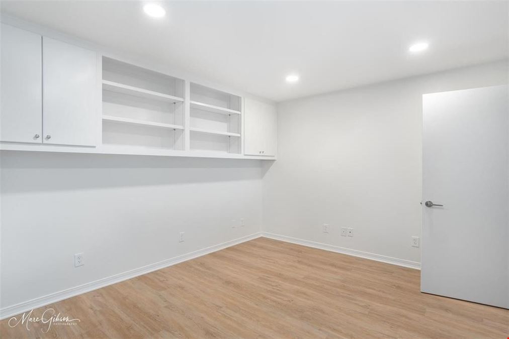1010 Contractors Circle