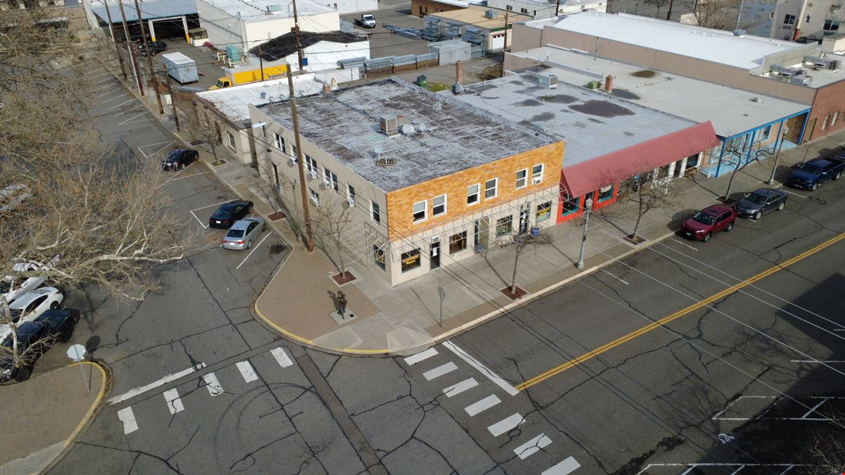 322 W Kennewick Ave