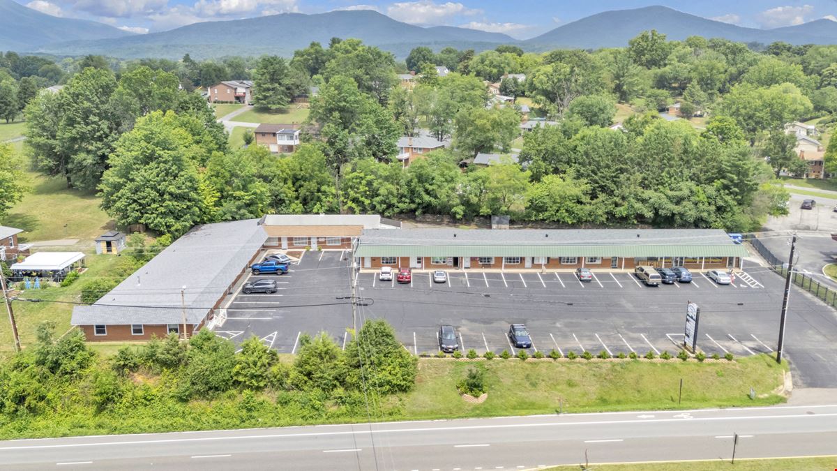 North Roanoke Plaza
