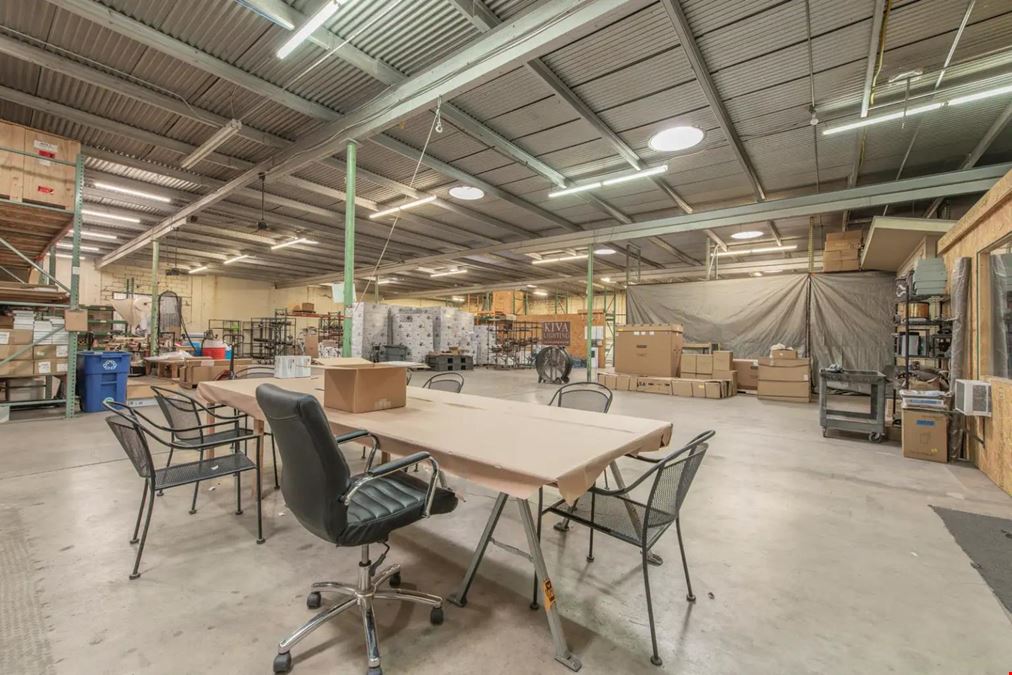 Warehouse with Class A Showroom