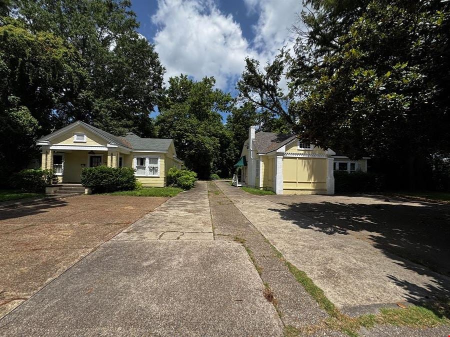 302 Albany Ave