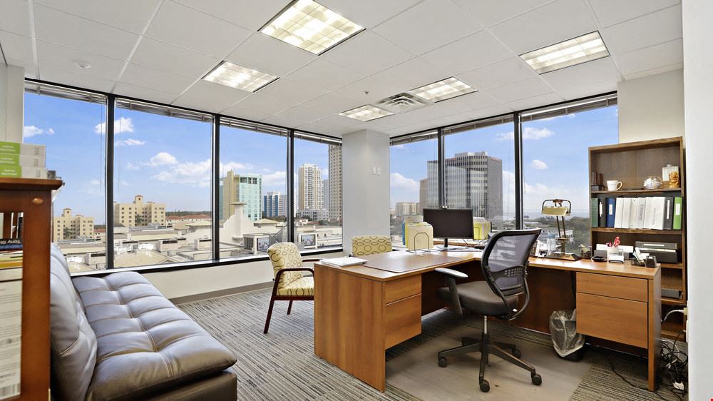Plug and Play Sublease - Class A