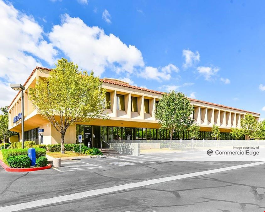 2200 East Camelback Road