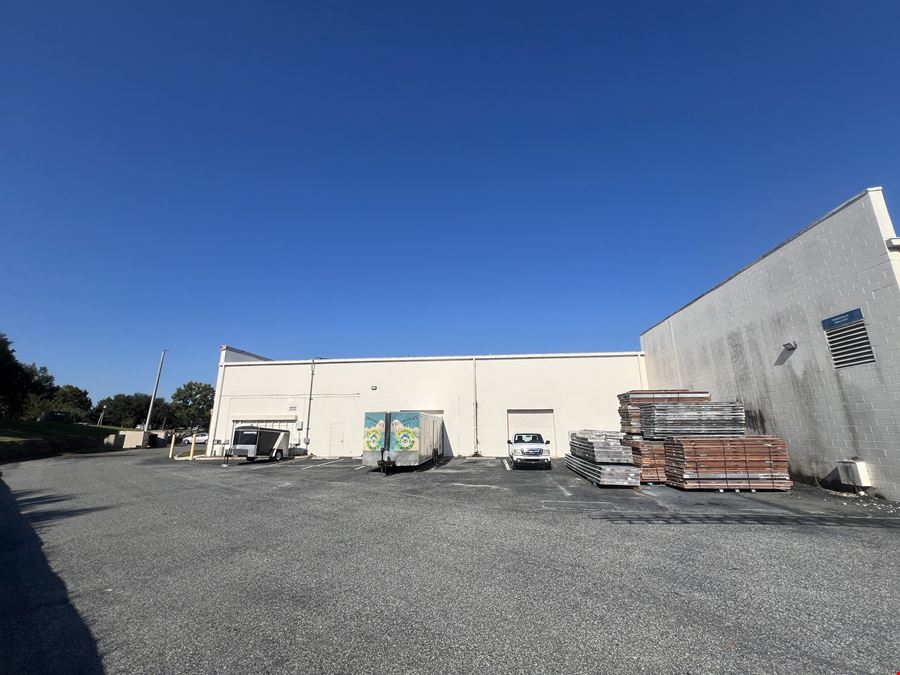 Grocery Anchored - Office/Retail/Industrial Flex
