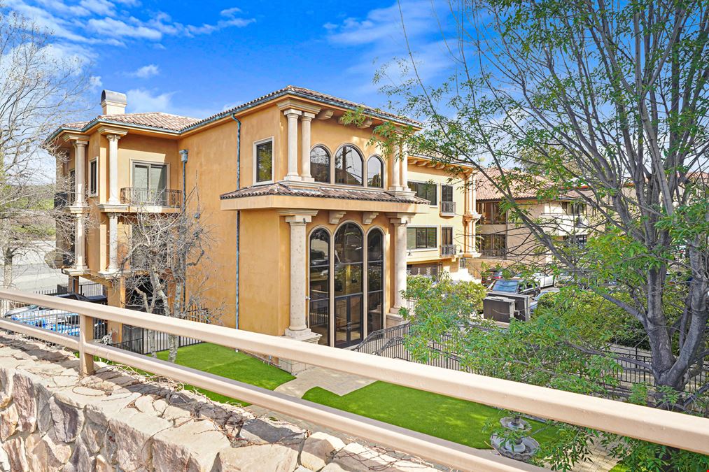 28047 Dorothy Dr
